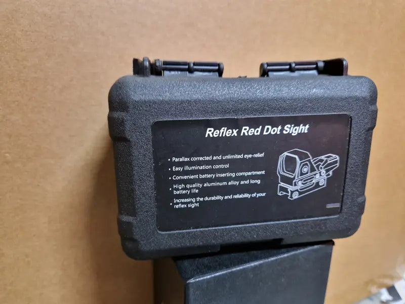 RED DOT SIGHT in box -BK