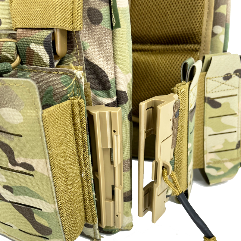CONQUER MQR VEST CB