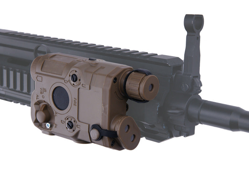 Dummy AN/PEQ-15- tan