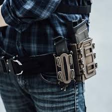 FMA SOFT SHELL SCORPION 7.62 MAG POUCH - Black dark Tan