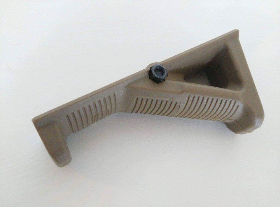 Angled Forward Grip tan
