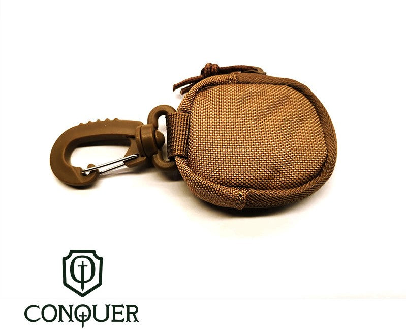 CONQUER POUCH WITH GOGGLE CLEANER - BLACK